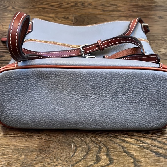 Dooney & Bourke Pebble Grain Bucket/Crossbody Bag - Picture 8 of 9